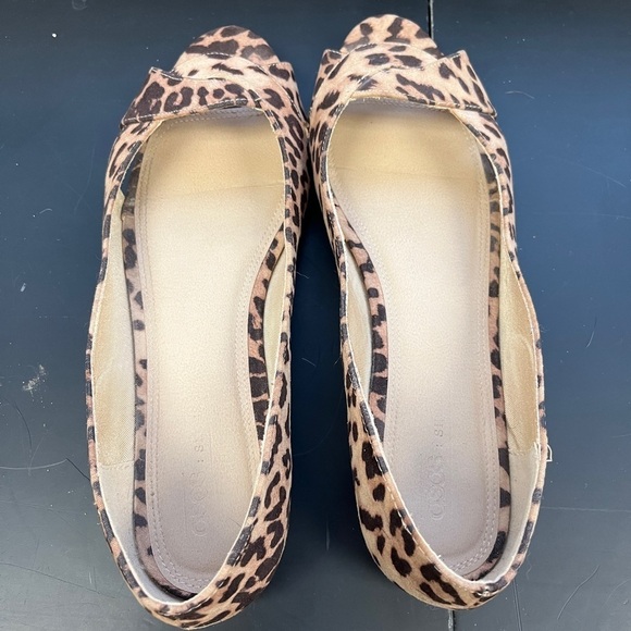 ASOS Design Wide Leadership Peeptoe Ballet Flats in Leopard - Picture 13 of 13